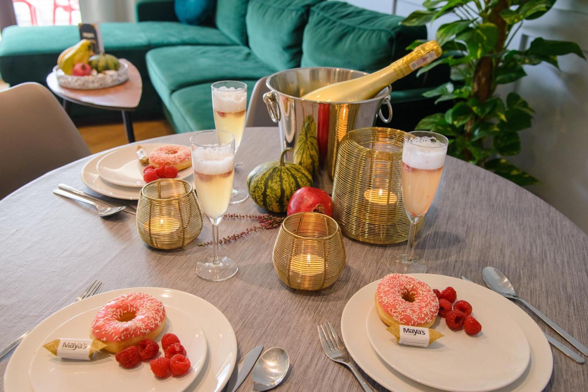 Maya'S Flats & Resorts 34 - Chmielna 73 غدانسك المظهر الخارجي الصورة